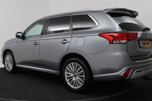 Mitsubishi Outlander 2.4 PHEV Instyle (PANORAMADAK, NAVIGATIE, STOEL-/STUURVERWARMING, 360 CAMERA, TREKHAAK, ADAPTIEVE CRUISE)