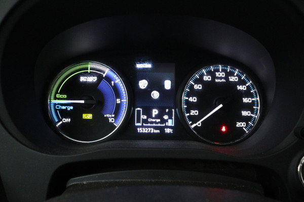 Mitsubishi Outlander 2.4 PHEV Instyle (PANORAMADAK, NAVIGATIE, STOEL-/STUURVERWARMING, 360 CAMERA, TREKHAAK, ADAPTIEVE CRUISE)