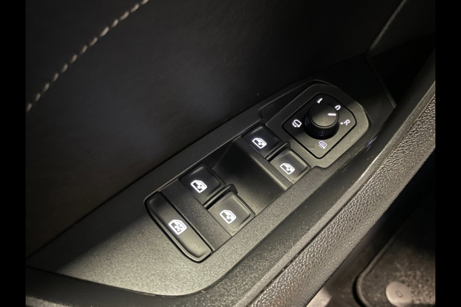 Škoda Kodiaq 1.5 TSI Business Edition |7-PERS|150PK|DIGITAL COCKPIT|CAMERA|CARPLAY|STOEL+STUURVERWARMING|NAVIGATIE|NAP|NL|INCL.BTW