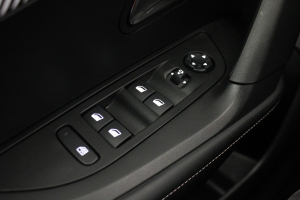 Peugeot 2008 1.2 PureTech 100 Allure