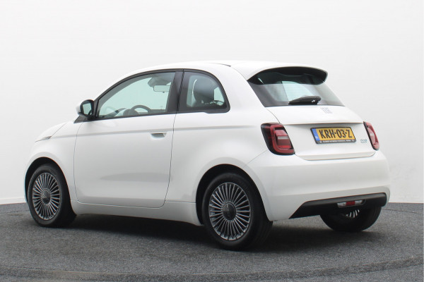 Fiat 500E Icon 42 kWh SOH 94,5%, Virtual Cockpit, Apple Carplay, Lane Assist, 16"