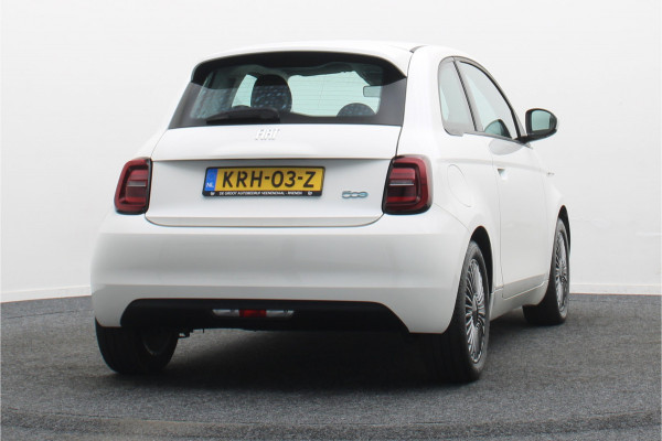 Fiat 500E Icon 42 kWh SOH 94,5%, Virtual Cockpit, Apple Carplay, Lane Assist, 16"