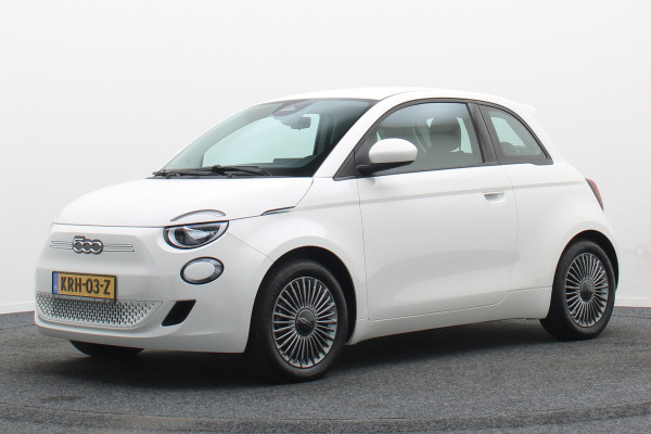 Fiat 500E Icon 42 kWh SOH 94,5%, Virtual Cockpit, Apple Carplay, Lane Assist, 16"