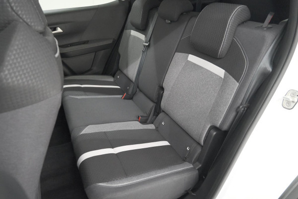 Opel Frontera 1.2 Turbo Hybrid 145 GS | 7 Zitplaatsen | Camera | Dodehoekdetectie | Navigatie