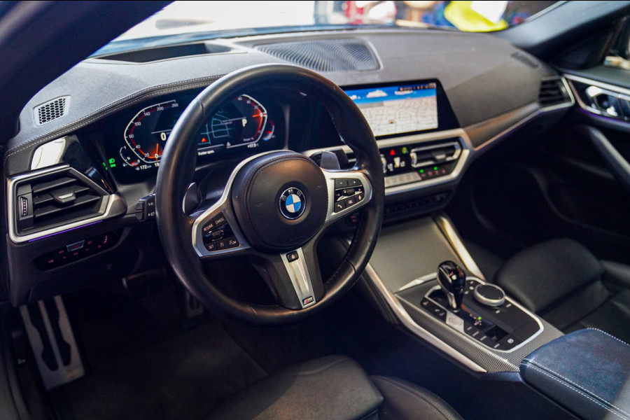 BMW 4 Serie Gran Coupé 420i Business Edition Plus | Head up Display | Stuurwielverwarming | Panoramadak