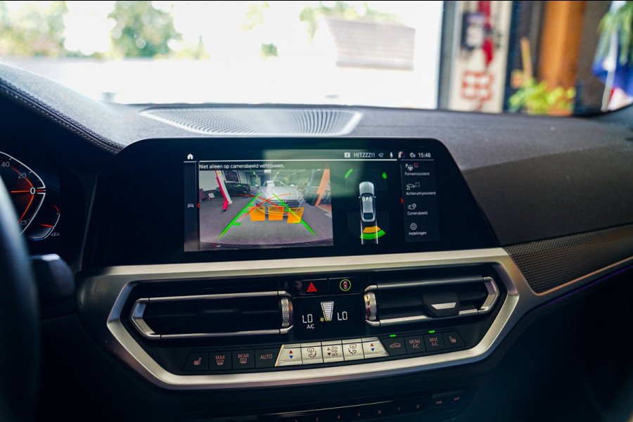 BMW 4 Serie Gran Coupé 420i Business Edition Plus | Head up Display | Stuurwielverwarming | Panoramadak