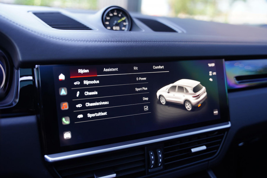 Porsche Cayenne 3.0 E-Hybrid / Head Up / Facelift / Panoramadak