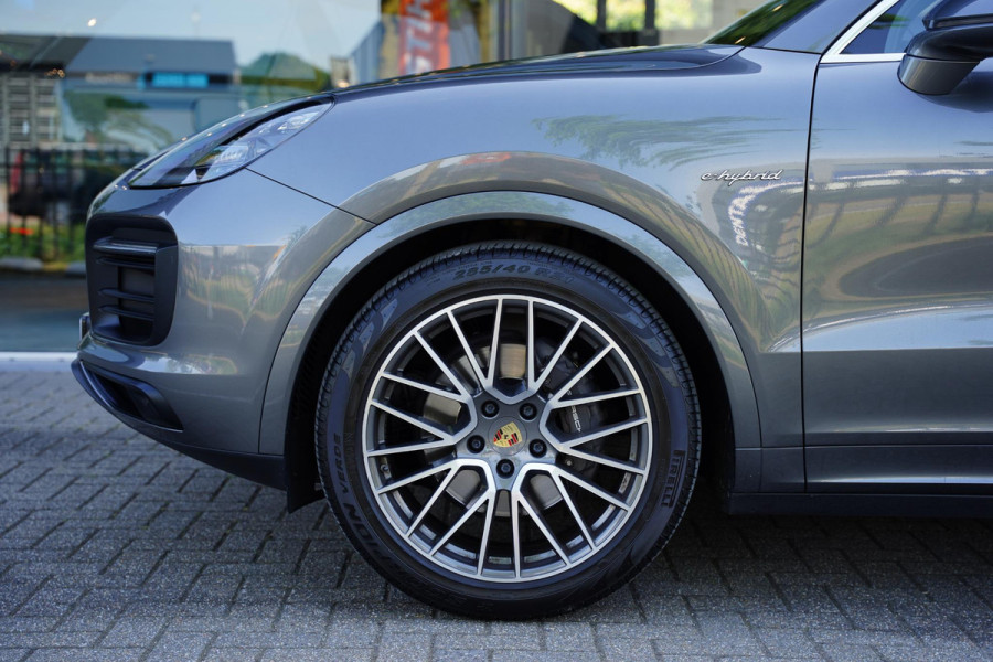 Porsche Cayenne 3.0 E-Hybrid / Head Up / Facelift / Panoramadak