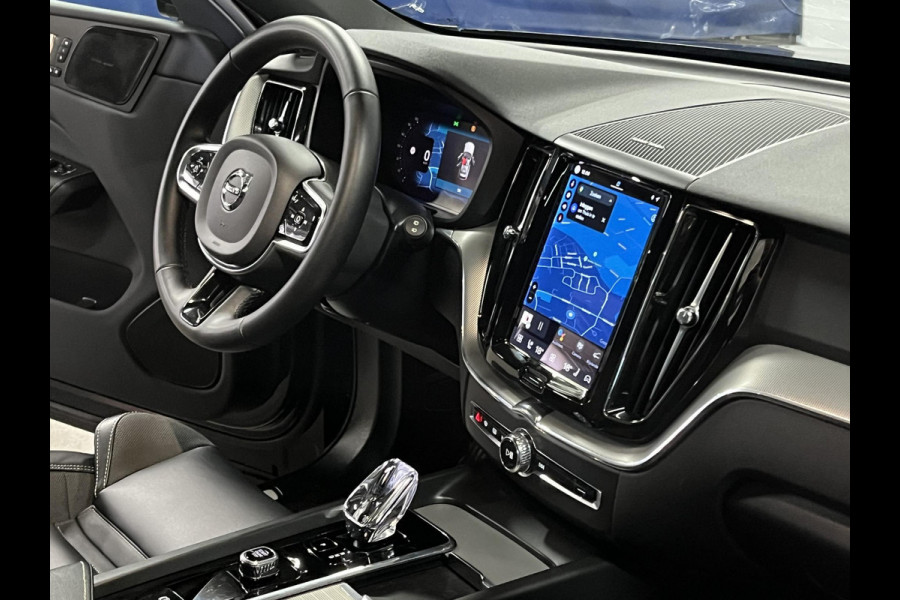 Volvo XC60 2.0 T8 Plug-in hybrid AWD Plus Dark SOH 93% Long range | Trekhaak | Open dak | Adapt. cruise | Harman/Kardon | Stoel-/Stuurverwarming | 360 camera | Google