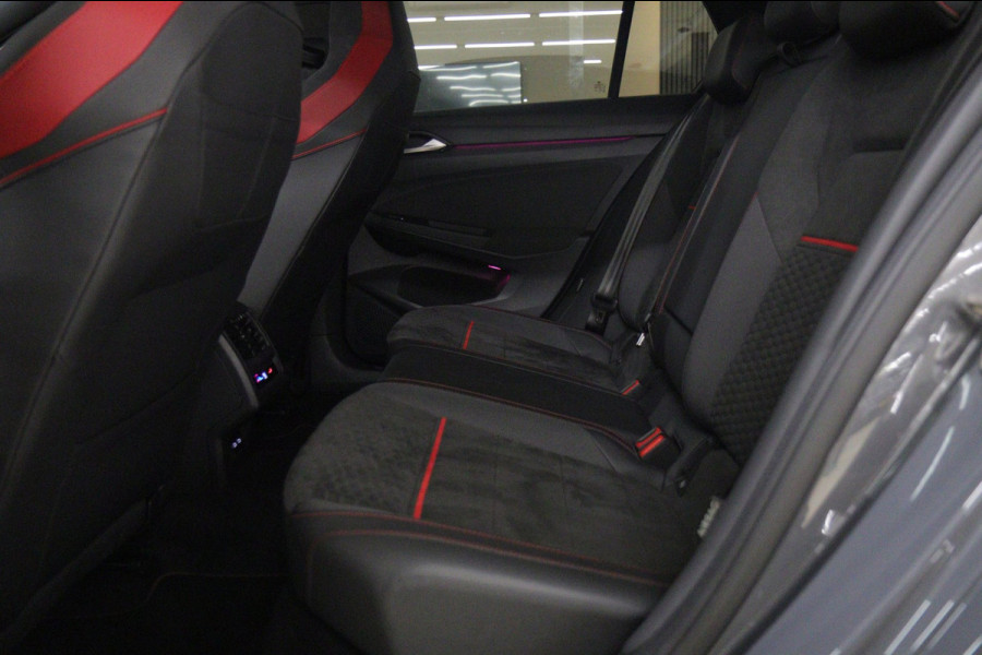 Volkswagen Golf 2.0 TSI GTI CLUBSPORT/NURBURGRING/PANO/IQ-LIGHT/HUD/VOLL