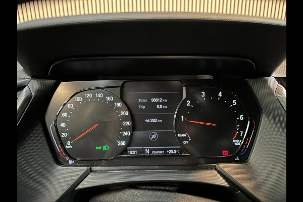 BMW 1-serie 116i Executive - Ambiance - M Pakket