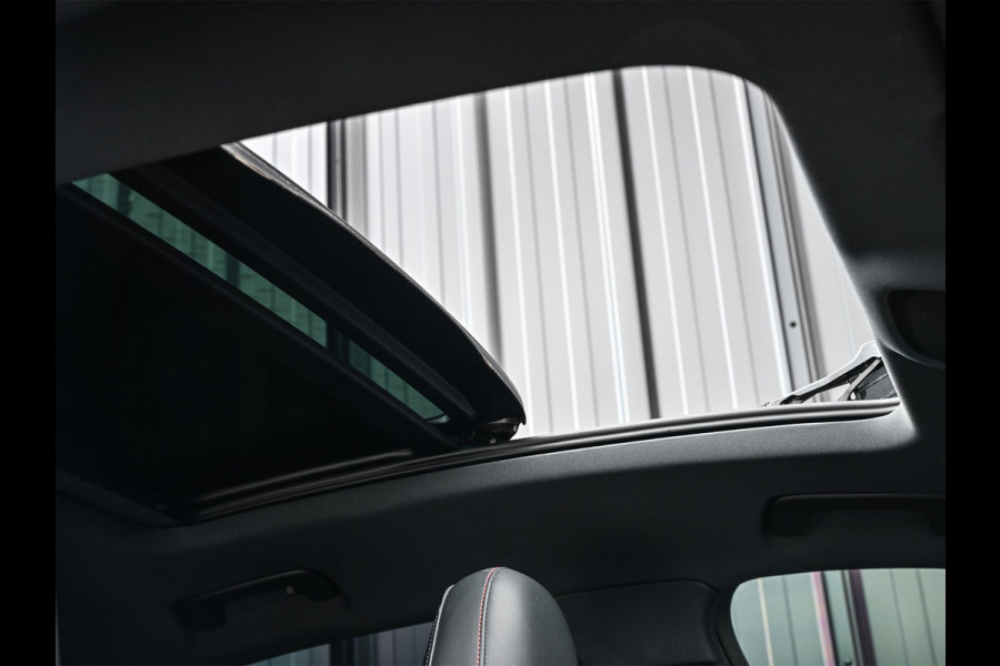 Audi Q8 Sportback e-tron S quattro SQ8 115 kWh /503PK | NL-Auto | 1ste Eigenaar | Panoramadak | B&O | HUD | 360 Camera | Carbon Interieur | Adaptive Cruise | Stoelverwarming V+A | Luchtvering | Stuurverwarming | Memory Seats | Ambiance Interieur |