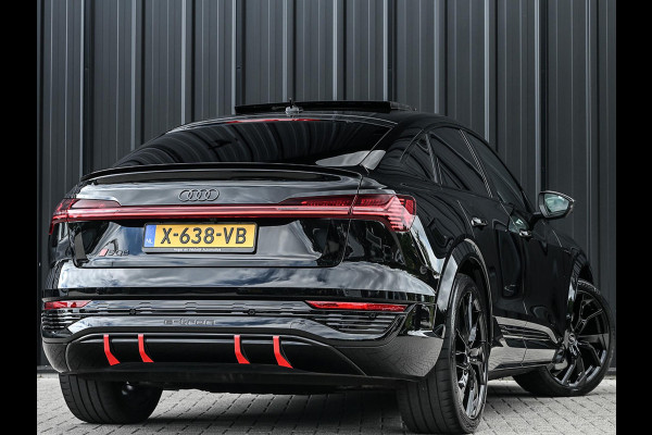 Audi Q8 Sportback e-tron S quattro SQ8 115 kWh /503PK | NL-Auto | 1ste Eigenaar | Panoramadak | B&O | HUD | 360 Camera | Carbon Interieur | Adaptive Cruise | Stoelverwarming V+A | Luchtvering | Stuurverwarming | Memory Seats | Ambiance Interieur |