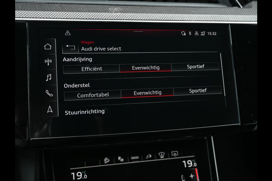 Audi Q8 Sportback e-tron S quattro SQ8 115 kWh /503PK | NL-Auto | 1ste Eigenaar | Panoramadak | B&O | HUD | 360 Camera | Carbon Interieur | Adaptive Cruise | Stoelverwarming V+A | Luchtvering | Stuurverwarming | Memory Seats | Ambiance Interieur |