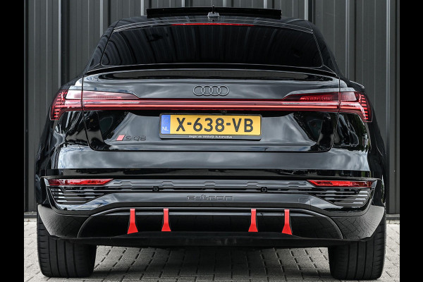 Audi Q8 Sportback e-tron S quattro SQ8 115 kWh /503PK | NL-Auto | 1ste Eigenaar | Panoramadak | B&O | HUD | 360 Camera | Carbon Interieur | Adaptive Cruise | Stoelverwarming V+A | Luchtvering | Stuurverwarming | Memory Seats | Ambiance Interieur |