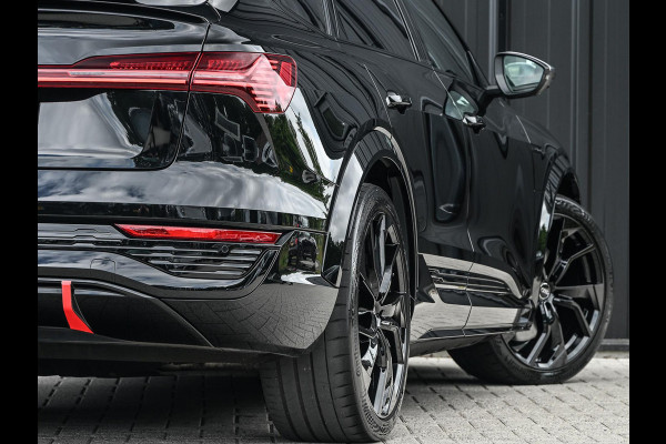 Audi Q8 Sportback e-tron S quattro SQ8 115 kWh /503PK | NL-Auto | 1ste Eigenaar | Panoramadak | B&O | HUD | 360 Camera | Carbon Interieur | Adaptive Cruise | Stoelverwarming V+A | Luchtvering | Stuurverwarming | Memory Seats | Ambiance Interieur |
