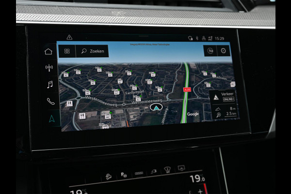Audi Q8 Sportback e-tron S quattro SQ8 115 kWh /503PK | NL-Auto | 1ste Eigenaar | Panoramadak | B&O | HUD | 360 Camera | Carbon Interieur | Adaptive Cruise | Stoelverwarming V+A | Luchtvering | Stuurverwarming | Memory Seats | Ambiance Interieur |
