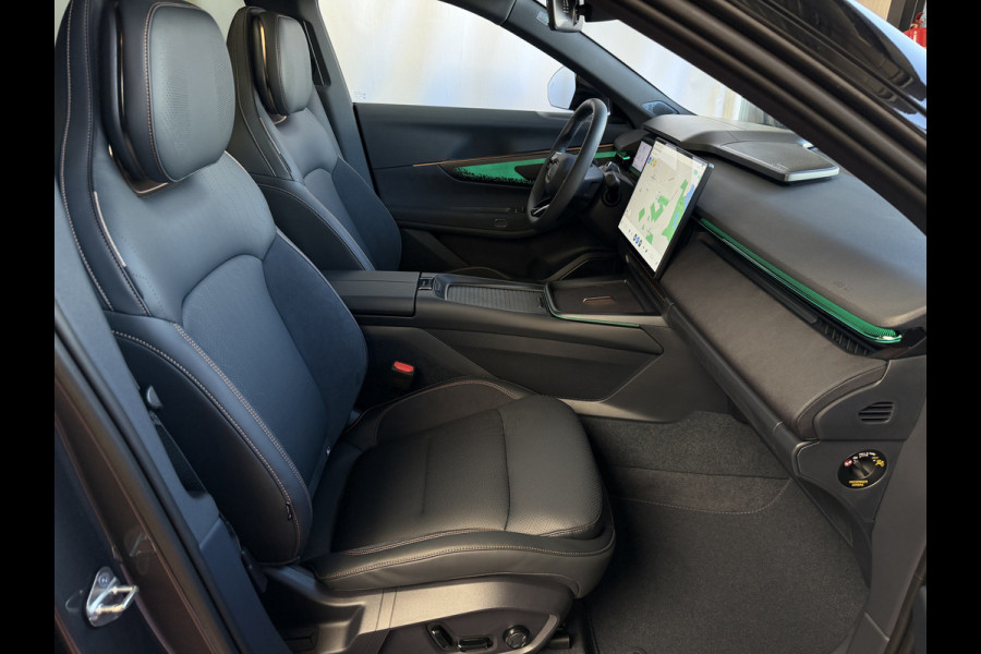 Lynk & Co 08 Lynk & Co 08 MORE PHEV PANO MATRIX LED HARMAN KARDON 360°CAM | PHEV
