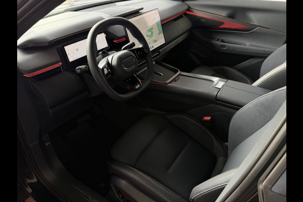 Lynk & Co 08 2026 • 345PK • 200KM ELEKTRISCH PHEV DIRECT LEVERBAAR • Massage Stoelen • Verwarmd/Ventilatie • Panorama • Matrix LED • Harman K PHEV