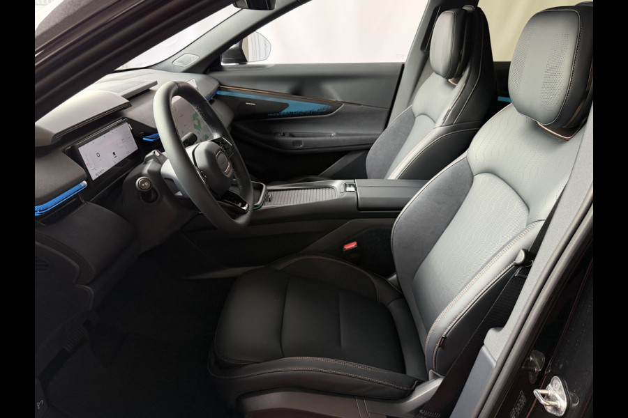 Lynk & Co 08 2026 • 345PK • 200KM ELEKTRISCH PHEV DIRECT LEVERBAAR • Massage Stoelen • Verwarmd/Ventilatie • Panorama • Matrix LED • Harman K PHEV