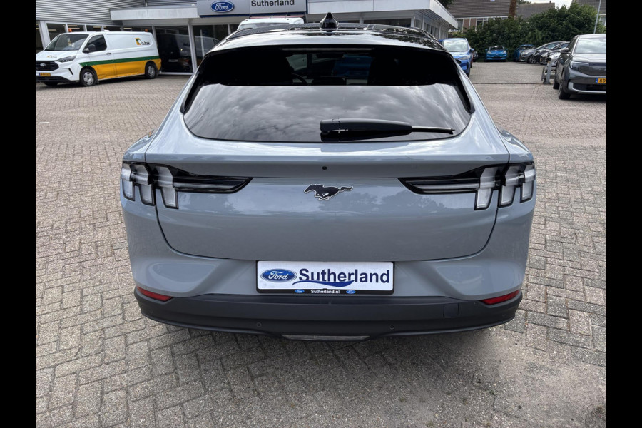 Ford Mustang Mach-E Extended Premium RWD 88 kWh | SCI | VOORRAAD | Glacier Grey | Panoramadak | Elektrische achterklep | Bang&Olufsen