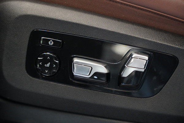 BMW X5 xDrive50e Launch Edition Panoramadak Leder M-Sport Pro Trekhaak Head-Up