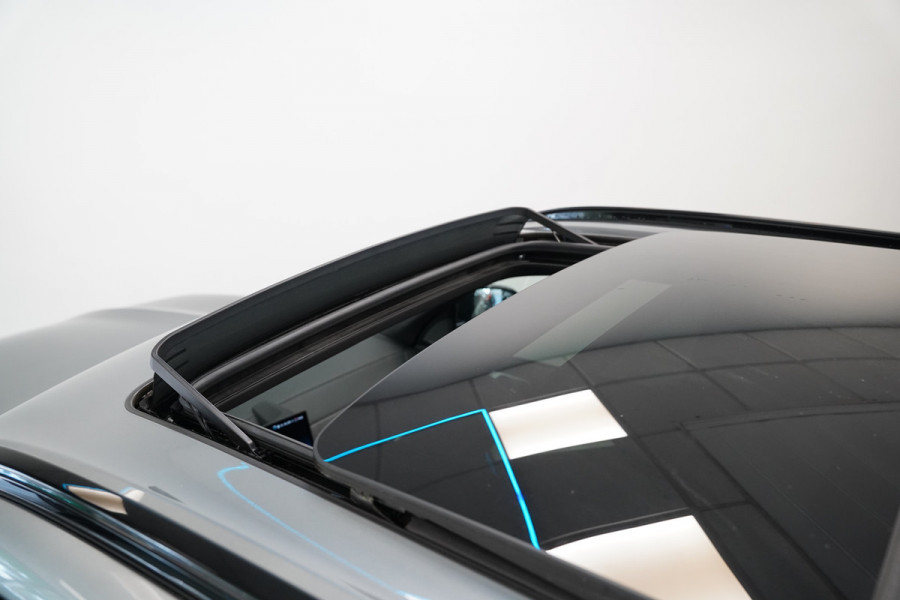 BMW X5 xDrive50e Launch Edition Panoramadak Leder M-Sport Pro Trekhaak Head-Up