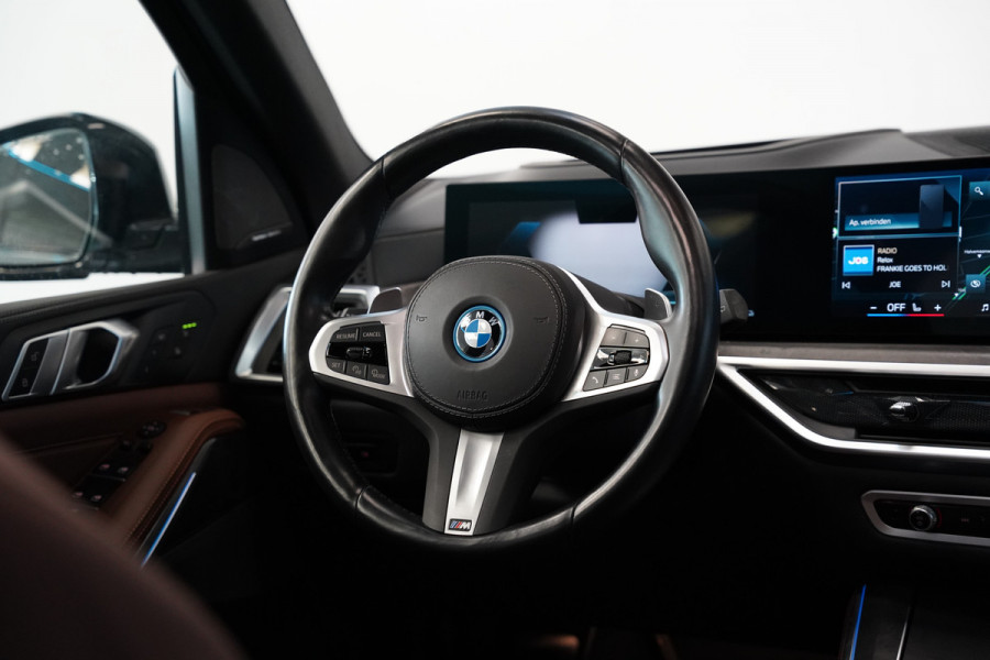 BMW X5 xDrive50e Launch Edition Panoramadak Leder M-Sport Pro Trekhaak Head-Up