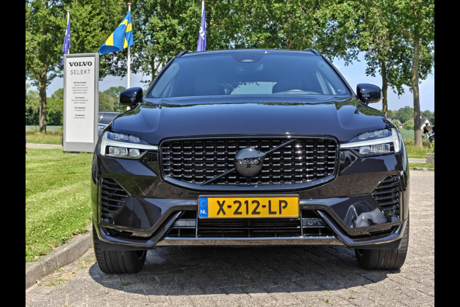 Volvo XC60 T6 350PK Plug-in hybrid AWD Plus Black Edition | Trekhaak | BLIS | ACC | PDC V+A | Camera Achter | Elektr. Stoelen | Carplay