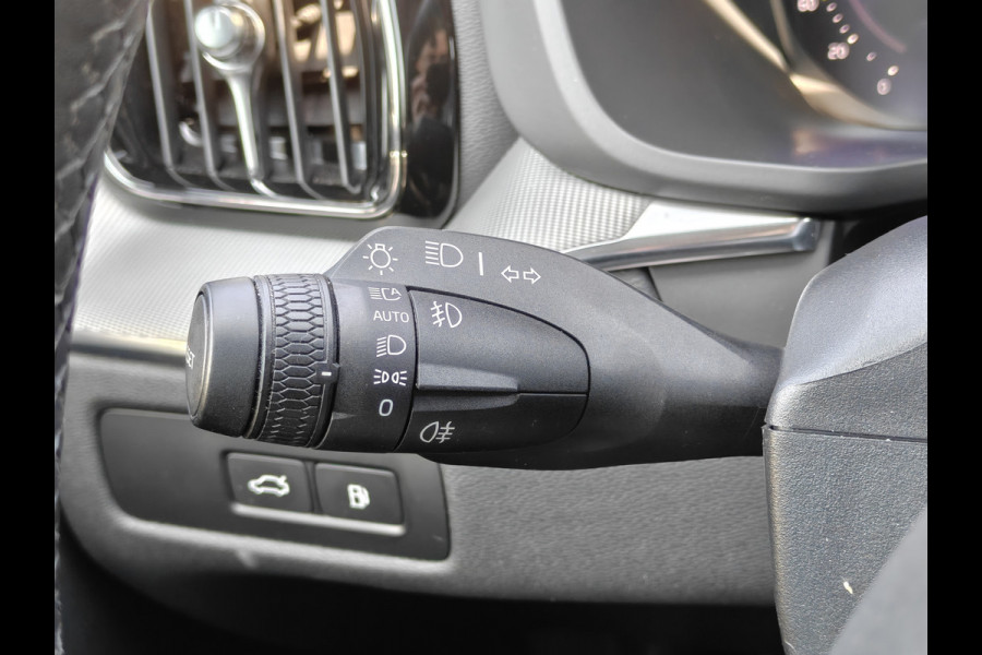 Volvo XC60 T6 350PK Plug-in hybrid AWD Plus Black Edition | Trekhaak | BLIS | ACC | PDC V+A | Camera Achter | Elektr. Stoelen | Carplay