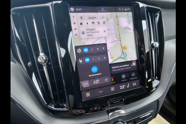 Volvo XC60 T6 350PK Plug-in hybrid AWD Plus Black Edition | Trekhaak | BLIS | ACC | PDC V+A | Camera Achter | Elektr. Stoelen | Carplay
