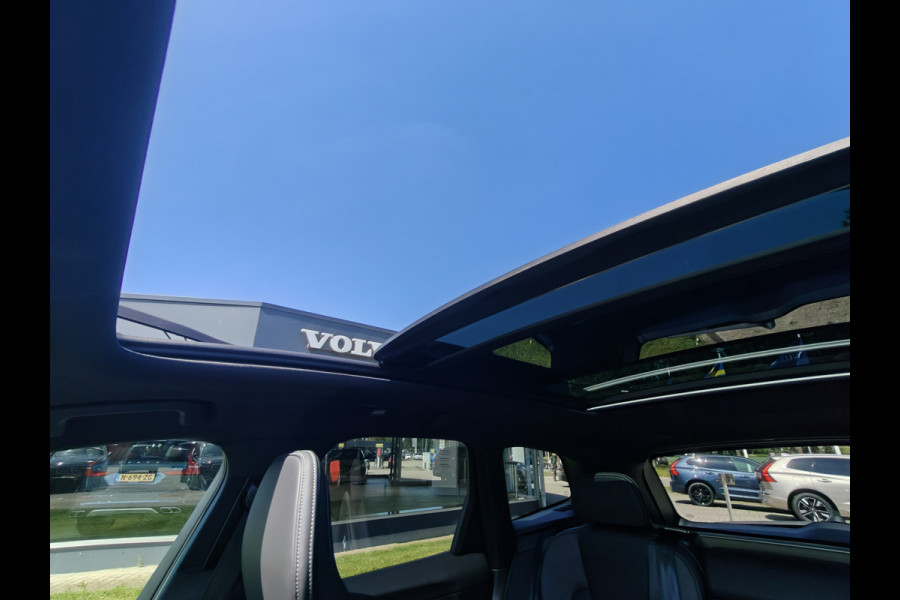 Volvo XC60 T6 350PK Plug-in hybrid AWD Plus Black Edition | Trekhaak | BLIS | ACC | PDC V+A | Camera Achter | Elektr. Stoelen | Carplay