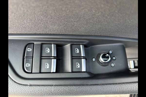 Audi A4 Avant 35 TFSI Business Edition ELEC.AKLEP/DIG COCKPIT/PDC.