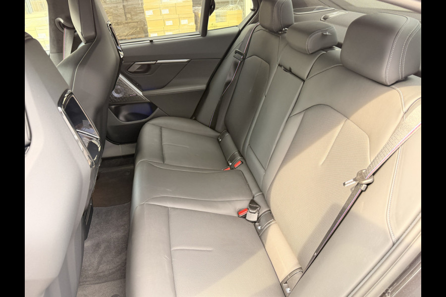 BMW 5 Serie M5  Sedan | M Drive Professional | Carbon Pack
