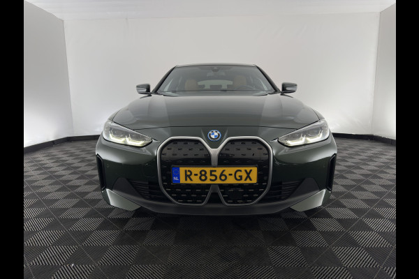 BMW i4 eDrive40 84 kWh [3-Fase] (INCL.BTW) *LEATHER | FULL-LED | ADAPTIVE-CRUISE | HEATED-SPORTSEATS | WIDESCREEN-DIGI-COCKPIT | CAMERA | DAB+ | PRIVACY-GLASS | NAVI-FULLMAP | ECC | PDC | 17''ALU | TOWBAR*