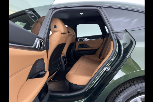 BMW i4 eDrive40 84 kWh [3-Fase] (INCL.BTW) *LEATHER | FULL-LED | ADAPTIVE-CRUISE | HEATED-SPORTSEATS | WIDESCREEN-DIGI-COCKPIT | CAMERA | DAB+ | PRIVACY-GLASS | NAVI-FULLMAP | ECC | PDC | 17''ALU | TOWBAR*