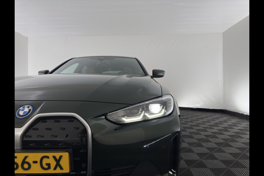 BMW i4 eDrive40 84 kWh [3-Fase] (INCL.BTW) *LEATHER | FULL-LED | ADAPTIVE-CRUISE | HEATED-SPORTSEATS | WIDESCREEN-DIGI-COCKPIT | CAMERA | DAB+ | PRIVACY-GLASS | NAVI-FULLMAP | ECC | PDC | 17''ALU | TOWBAR*