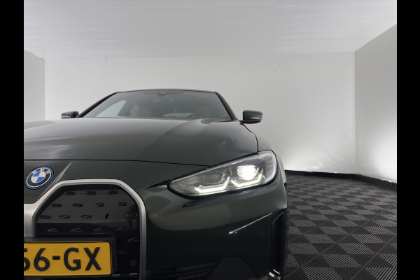 BMW i4 eDrive40 84 kWh [3-Fase] (INCL.BTW) *LEATHER | FULL-LED | ADAPTIVE-CRUISE | HEATED-SPORTSEATS | WIDESCREEN-DIGI-COCKPIT | CAMERA | DAB+ | PRIVACY-GLASS | NAVI-FULLMAP | ECC | PDC | 17''ALU | TOWBAR*