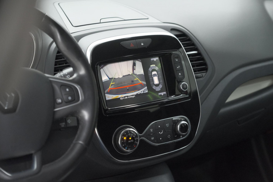 Renault Captur TCe 120 Intens | Trekhaak | Navigatie | Camera | Dodehoek Detectie