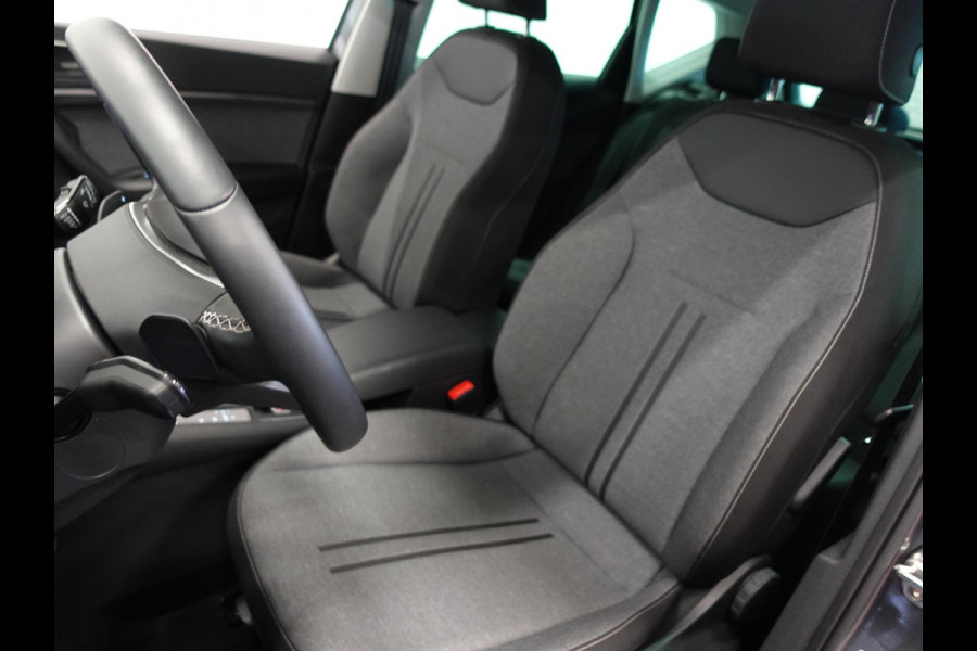 Seat Ateca 1.5 TSI Style DSG Business Intense Climate Control Cruise Control Navigatie Apple Carplay/Android Auto Virtual Cockpit Privacy Glass PDC VA Camera
