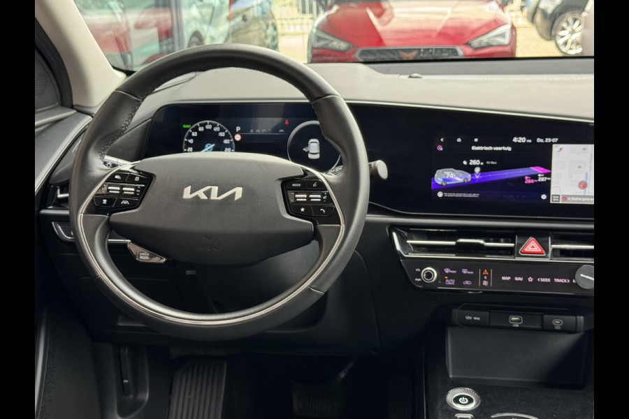 Kia Niro EV DynamicLine 64.8 kWh NL-AUTO | 1/2 LEDER | NIEUW MODEL | CAMERA | SOH 100%