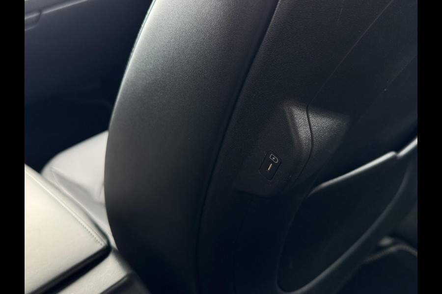 Kia Niro EV DynamicLine 64.8 kWh NL-AUTO | 1/2 LEDER | NIEUW MODEL | CAMERA | SOH 100%