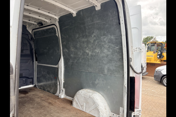Mercedes-Benz eSprinter eSprinter 312 55kWh L2H2 Elektrisch 145km WLTP 93,7% (SOH) 80kw Snelladen Climate Control Camera