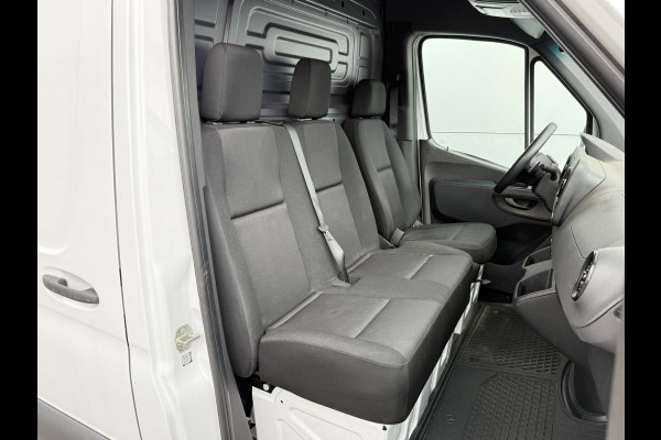 Mercedes-Benz eSprinter eSprinter 312 55kWh L2H2 Elektrisch 145km WLTP 93.3% (SOH) 80kw Snelladen Climate Control Camera