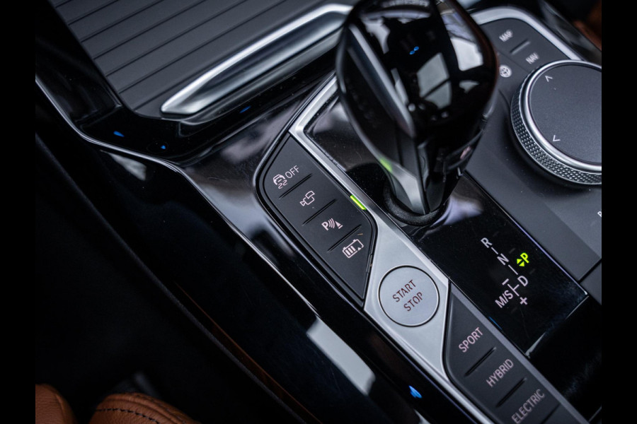 BMW X3 xDrive30e Business Edition Plus M-Sport l Pano l Comp. Stoel l HUD l Trekhaak