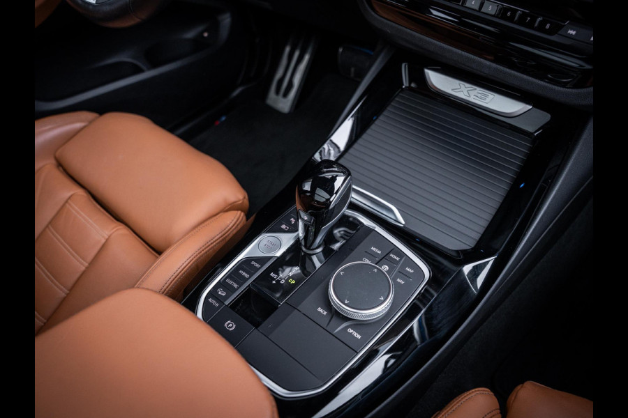 BMW X3 xDrive30e Business Edition Plus M-Sport l Pano l Comp. Stoel l HUD l Trekhaak