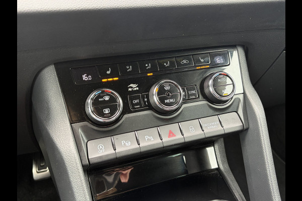 Škoda Karoq 1.5 TSI ACT Sportline Business Trekhaak Adap.Cruise Camera Stoelverw Orig.NL Voll.Onderhouden!