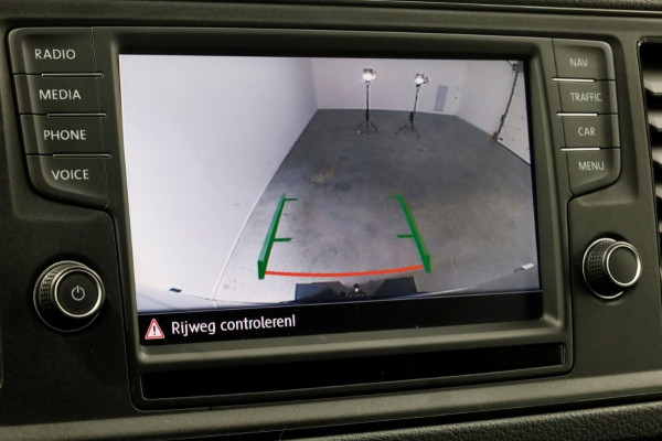Volkswagen Crafter 35 2.0 TDI 177pk L3H3 (L2H2) DSG-Automaat Highline LED/Navi/Camera 06-2019