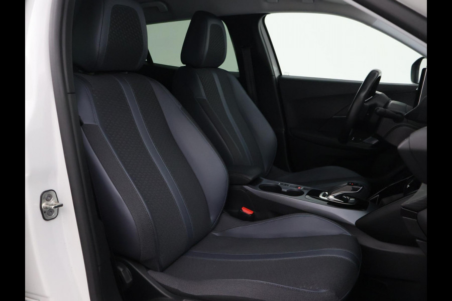 Peugeot e-2008 EV ALLURE 50 kWh + CAMERA | LED | PRIVACY | APPLE CARPLAY | ANDROID AUTO