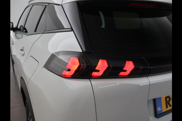 Peugeot e-2008 EV ALLURE 50 kWh + CAMERA | LED | PRIVACY | APPLE CARPLAY | ANDROID AUTO
